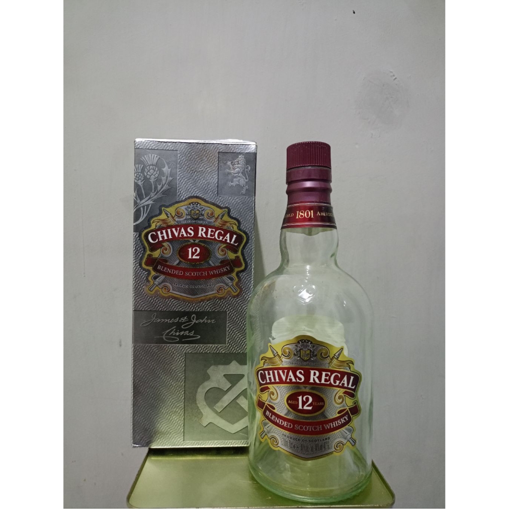 botol bekas civas regal 12