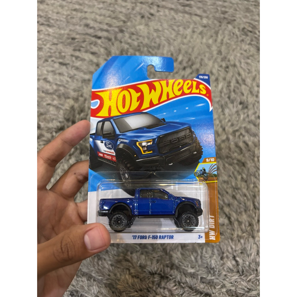 hw 17 ford F-150 RAPTOR (ERROR polos)