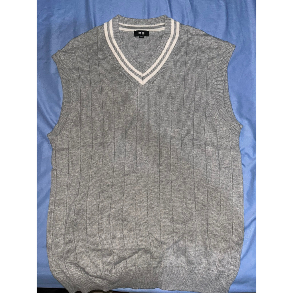 Uniqlo Unisex Knit Vest | Size M