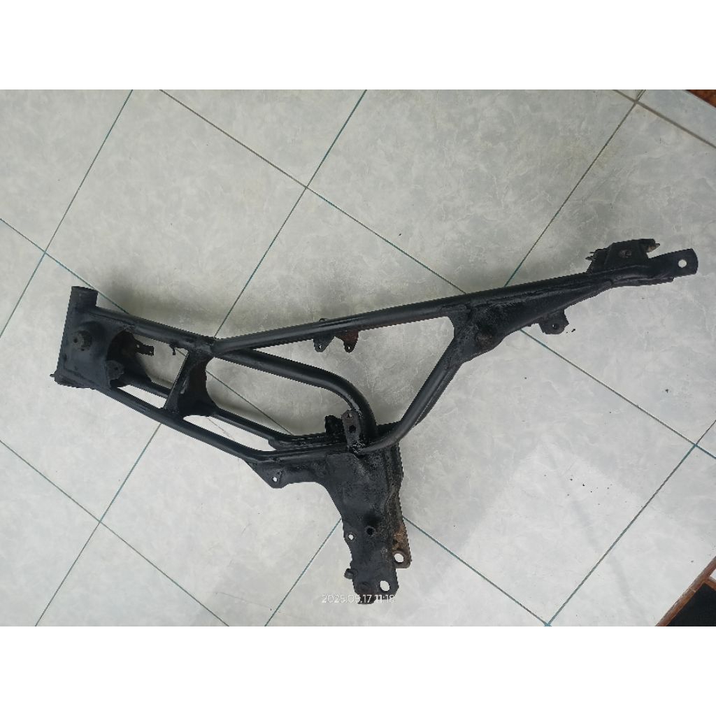 FRAME/RANGKA WIN 100