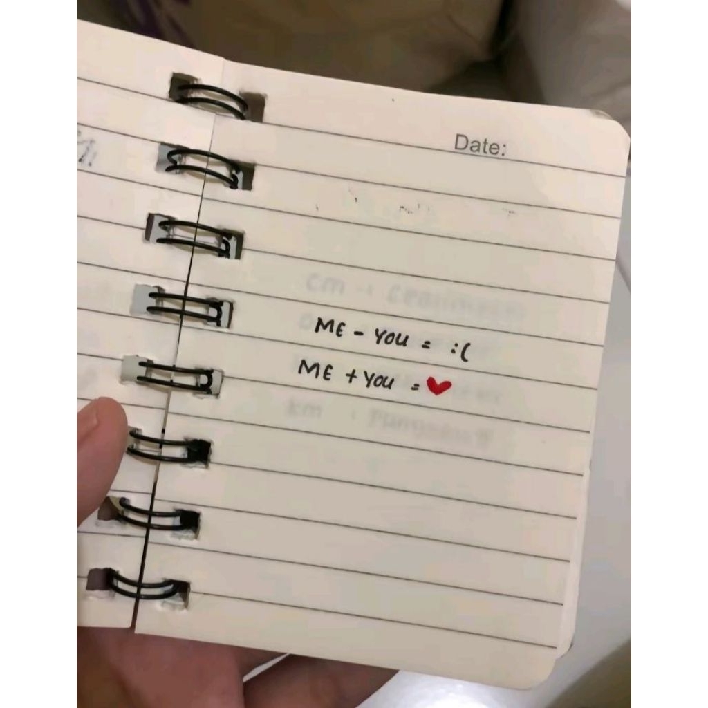 

Scrafbook|Scrafbook Custom|Jasa tulis scrafbook|buku mini|bisa req kata kata