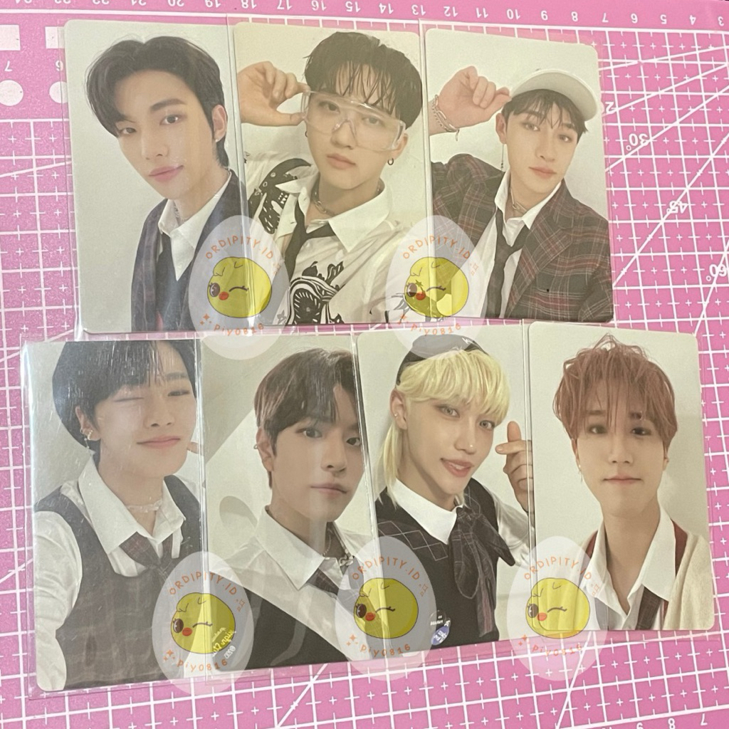 PHOTOCARD STRAY KIDS ALBUM POB CHRISTMAS EVEL BANGCHAN CHANGBIN SEUNGMIN LEE KNOW HYUNJIN HAN JISUNG