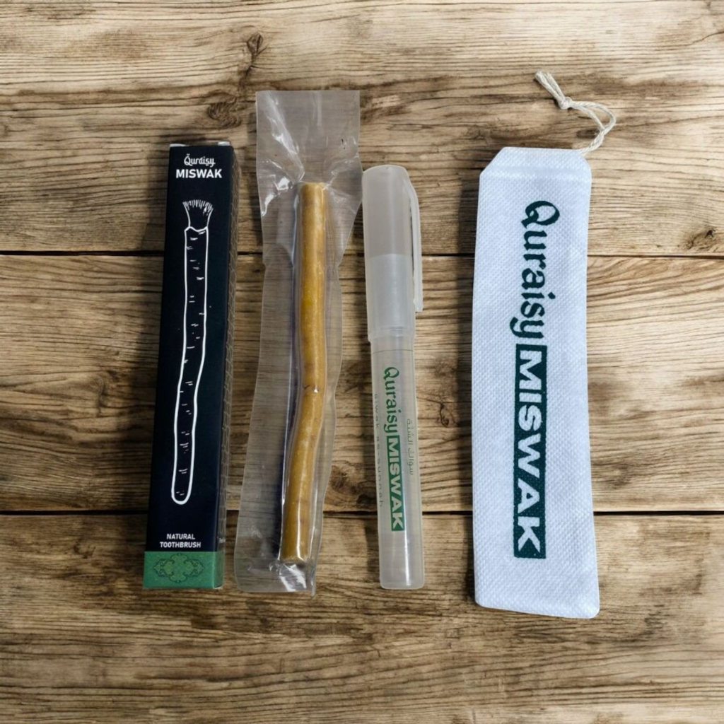 𝐐𝐔𝐑𝐀𝐈𝐒𝐘 𝐌𝐈𝐒𝐖𝐀𝐊 - Siwak Asli Plus Holder Siwak Muda Sunnah Rosul Natural Toothbrush Kayu Arok