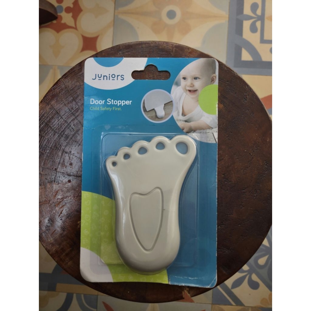 Juniors Door Stopper - Pengganjal Pintu Keamanan Bayi (Bentuk Kaki Lucu)