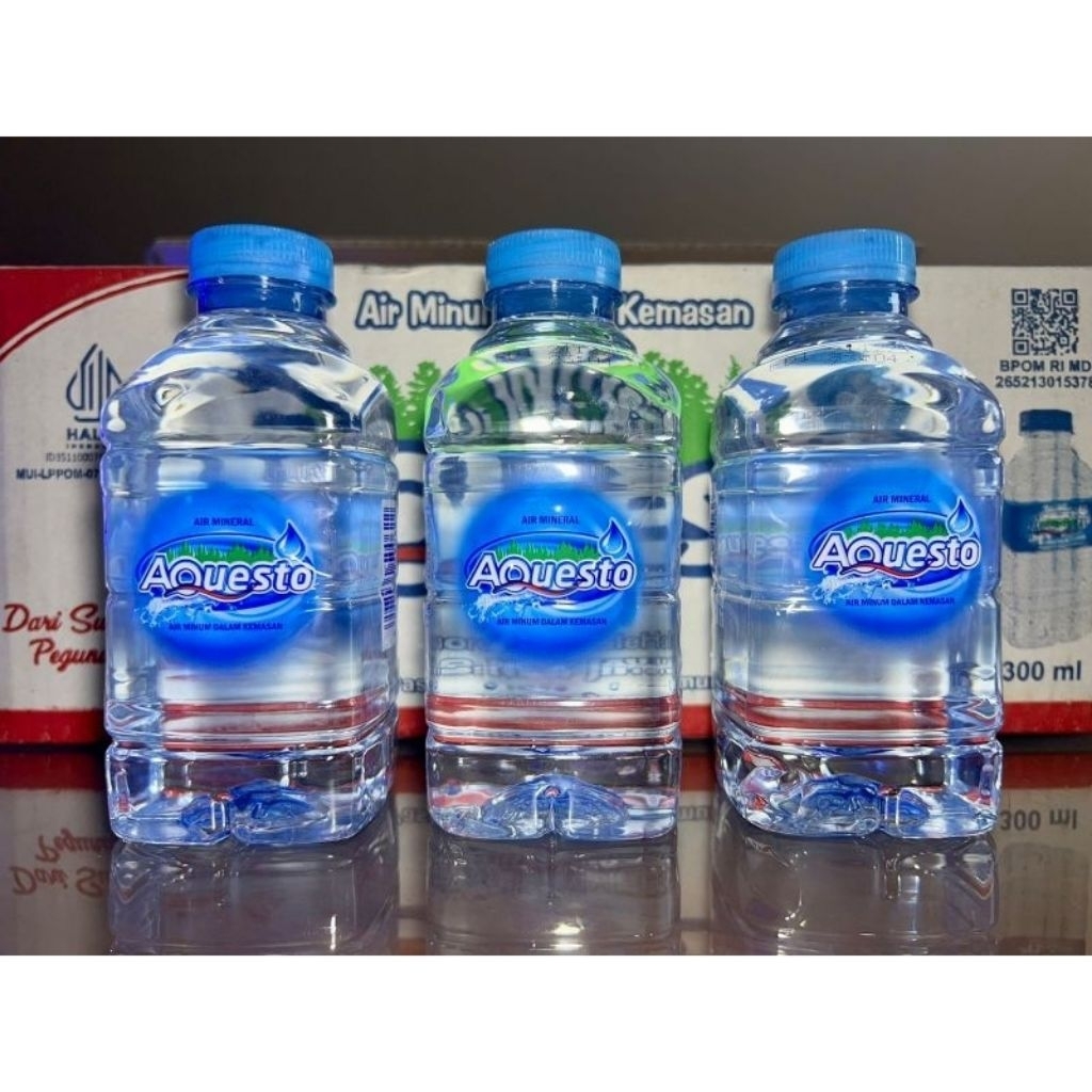 

Air Mineral AQUESTO 300 ML (KOTAK)