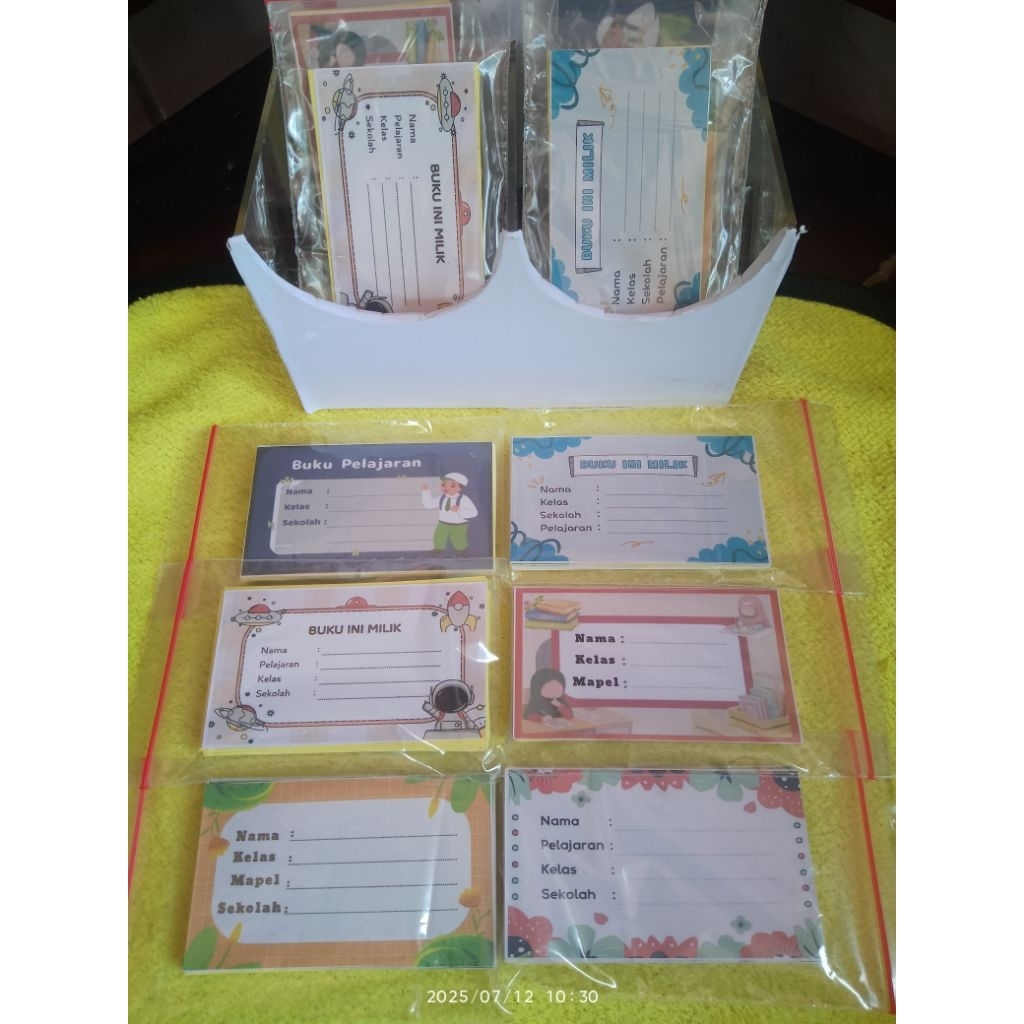 

STIKER LABEL BUKU MURAH