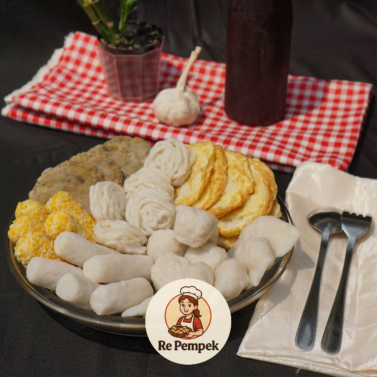 

Pempek Frozen isi 5pcs (100% Ikan Tenggiri Berkualitas)