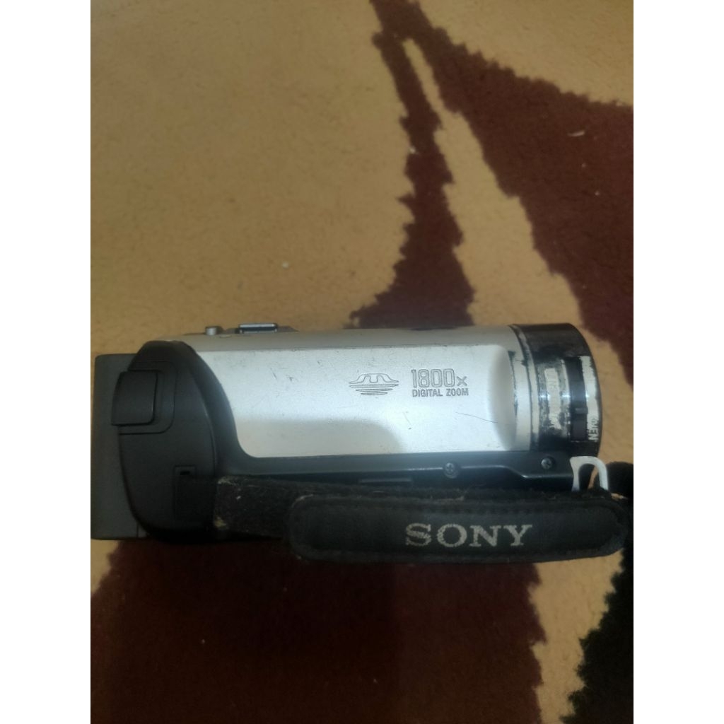 Handycam Sony DCR SX 22E Silver