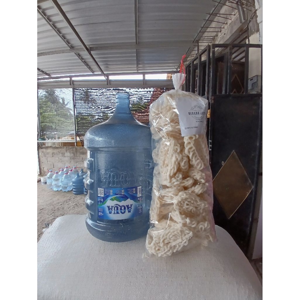 

KRUPUK GULING 500 GRAM UYEL OVAL