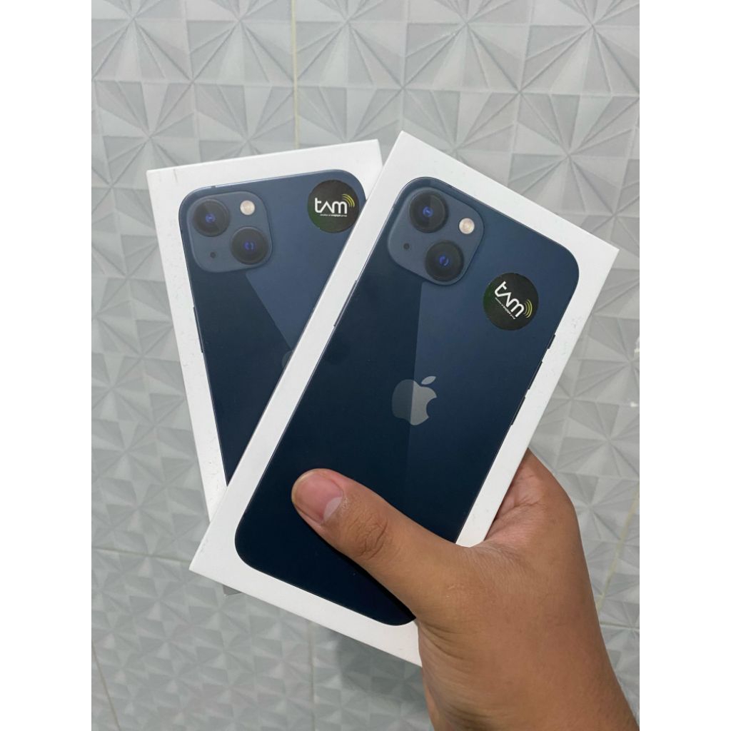 iPhone 13 128 GB baru segel
