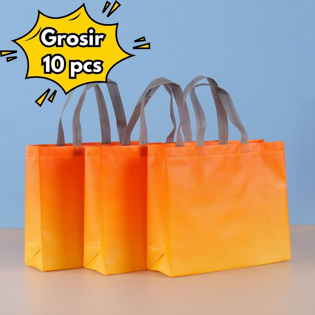 

10PCS Grosir Stock Tersedia Tas Spunbond Handle | Goodie Bag | Tote Bag | Souvenir | Hampers |untuk Toko Baju| Selamatan Haji Khitan Ultah Wedding 28x20x10 32x27x10 43x32x10 47x36x10