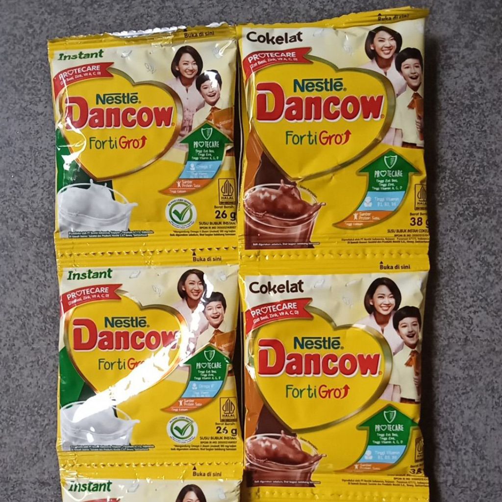

Dancow Fortigro 1 renteng isi 10 Sachet