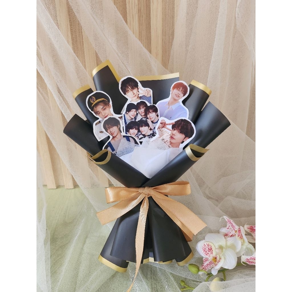 buket foto custom - buket kpop - buket wisuda