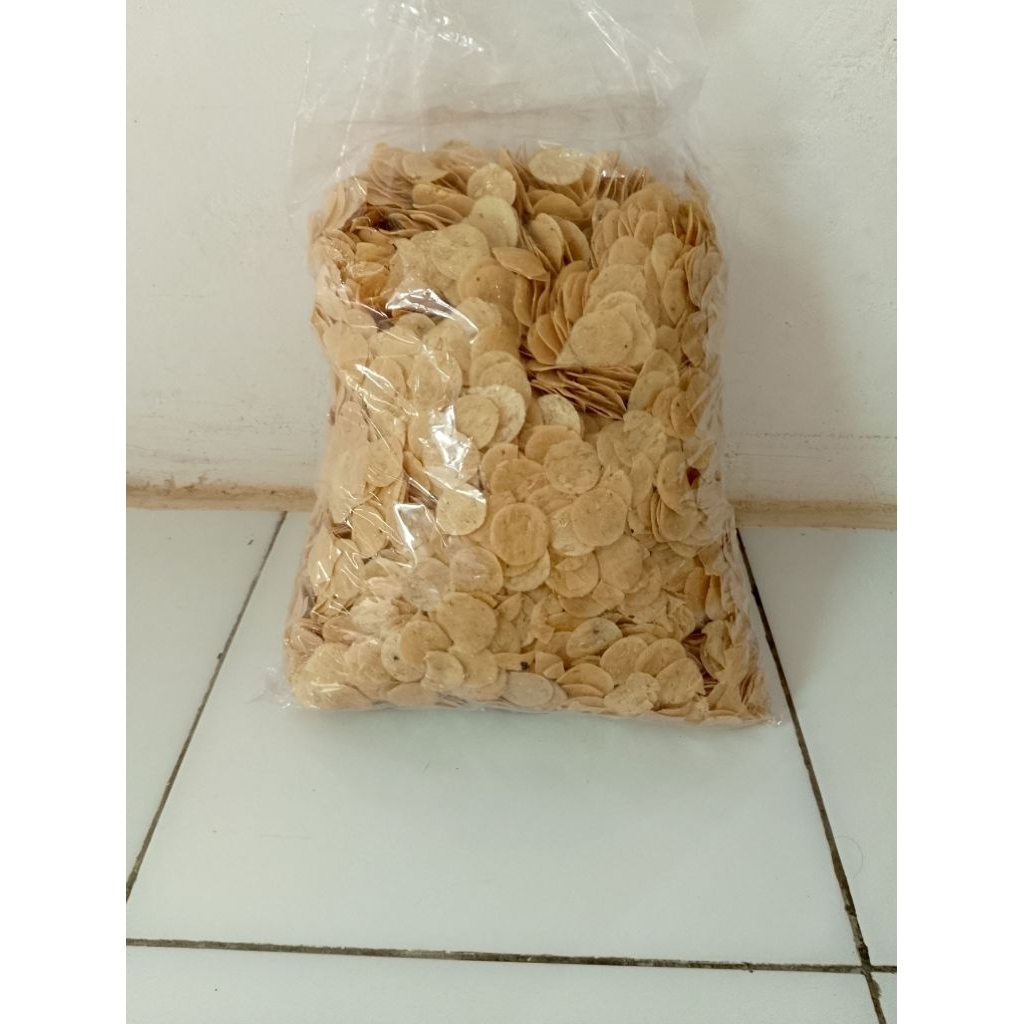 

keripik/kerupuk opak singkong mini/opak medan MENTAH