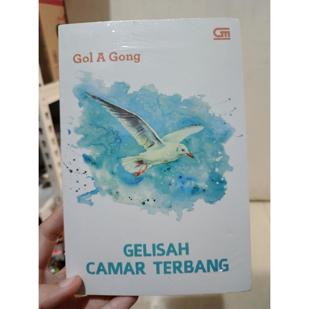 gelisah camar terbang gol A Gong