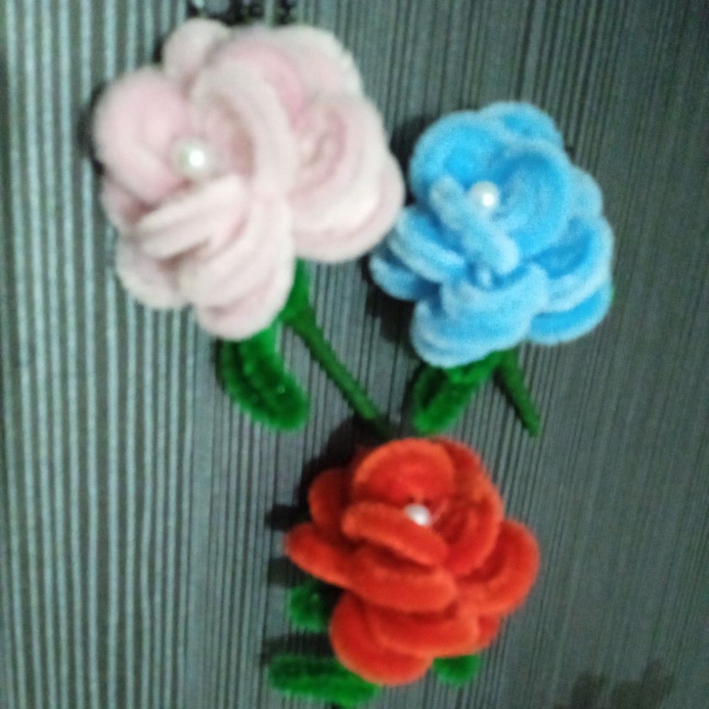 Gantungan kunci gantungan tas gantungan hp kawat bulu souvenir