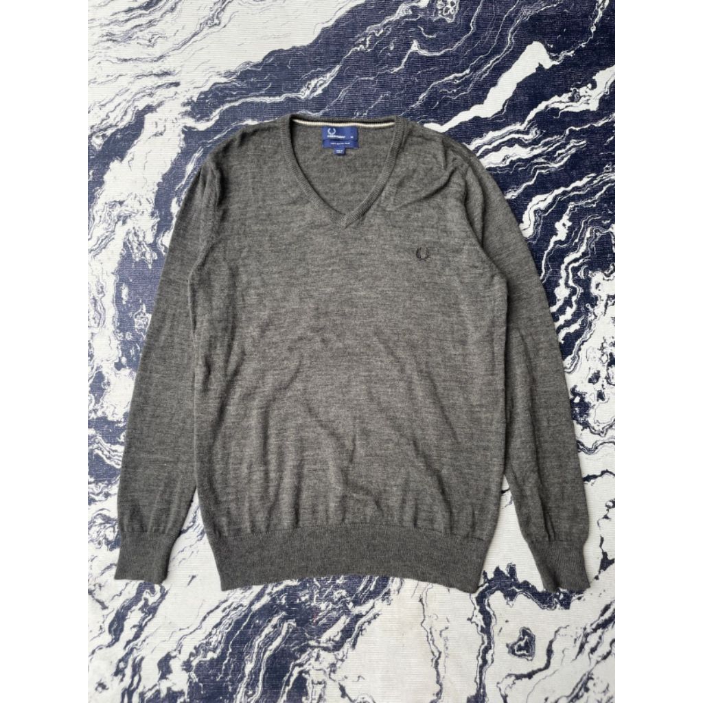 Fred Perry V-neck Knitwear Gray