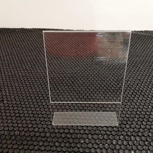 

Standing Acrylic Brosur type L A4 Portrait