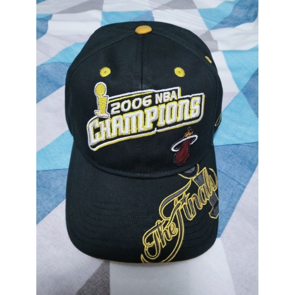 Topi Champions NBA 2006 Miami Heat (Reebok)