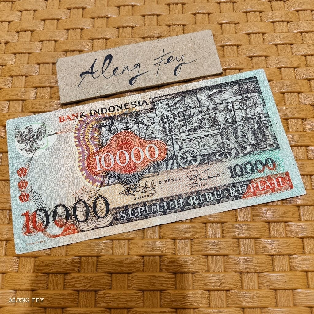 uang kuno 10.000 Rupiah barong 1975