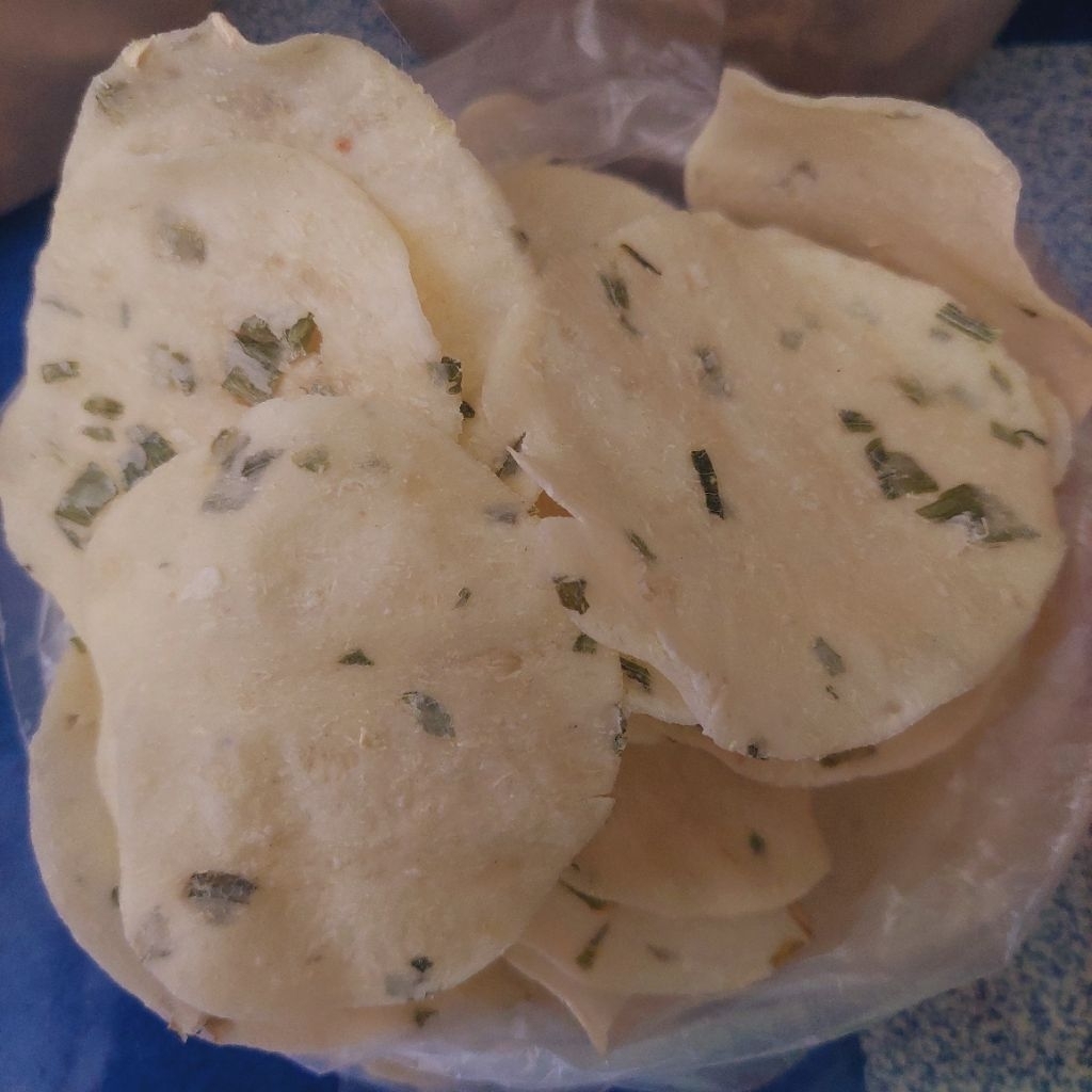 

Kerupuk Ubi Bulat Kecil