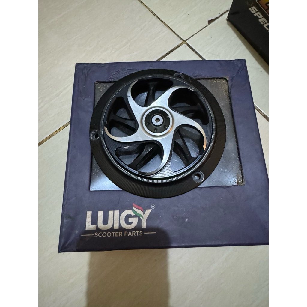 cover fan spinner Luigy vespa sprint,primavera,Lx,S