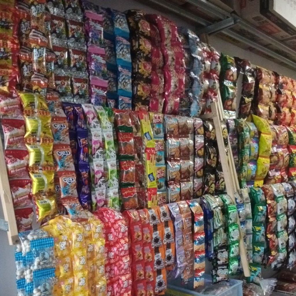 

jajan snack 500 an coklat wafer kue