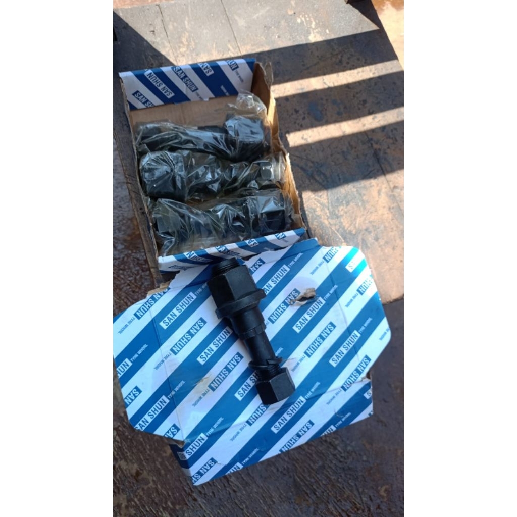 BAUT RODA VOLVO UNIVERSAL