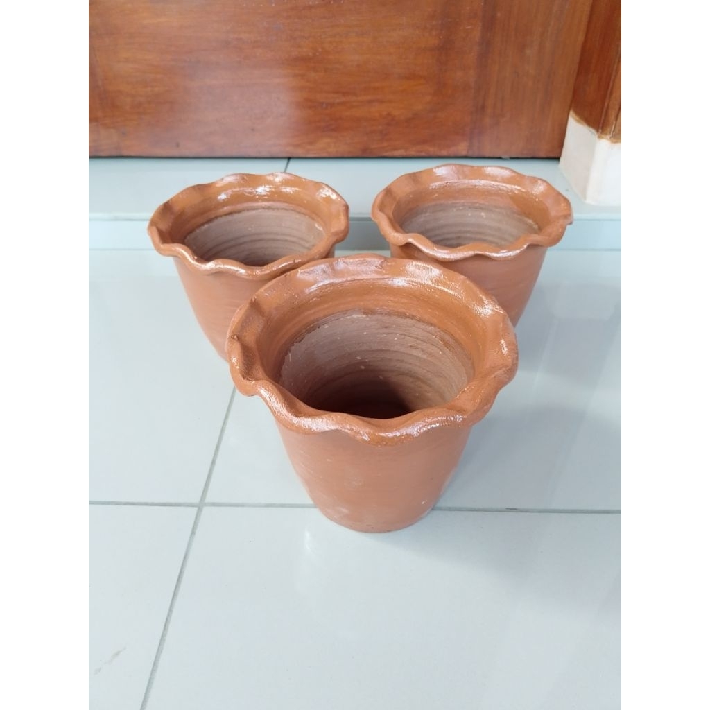 pot gerabah pot teracotta pot tanah liat pot bunga aesthetic