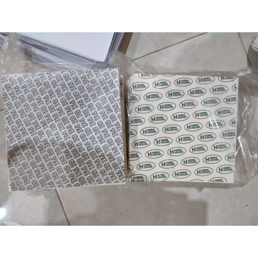 

BAKING PAPER CUSTOM