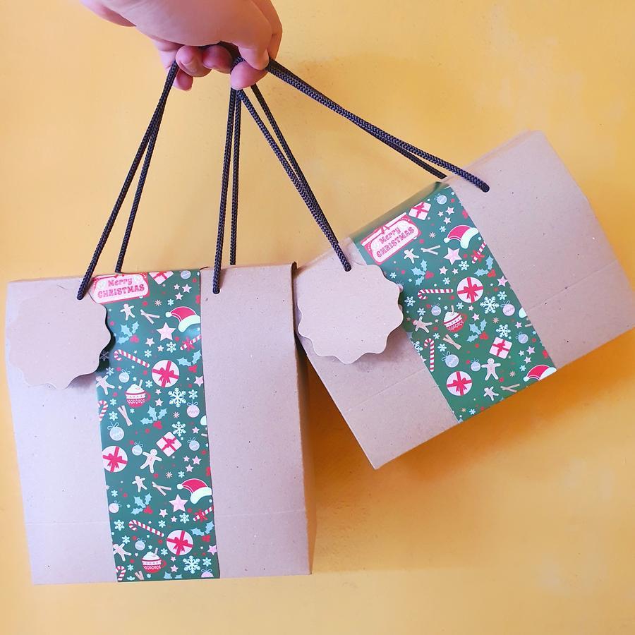 

Gable Box & Sleeve Natal Varian Ukuran Gable Box M