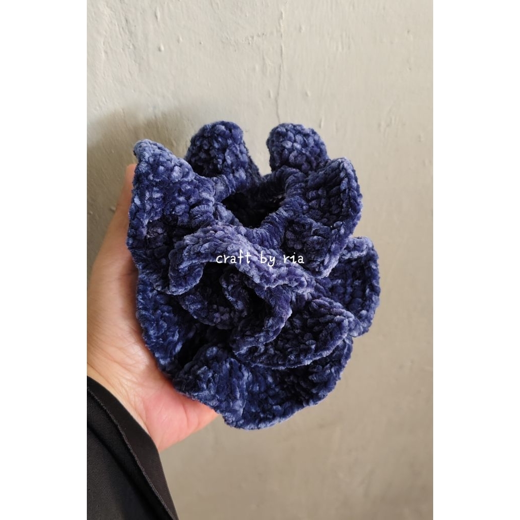 Scrunchie Crochet Velvet / Ikat Rambut Rajut Velvet