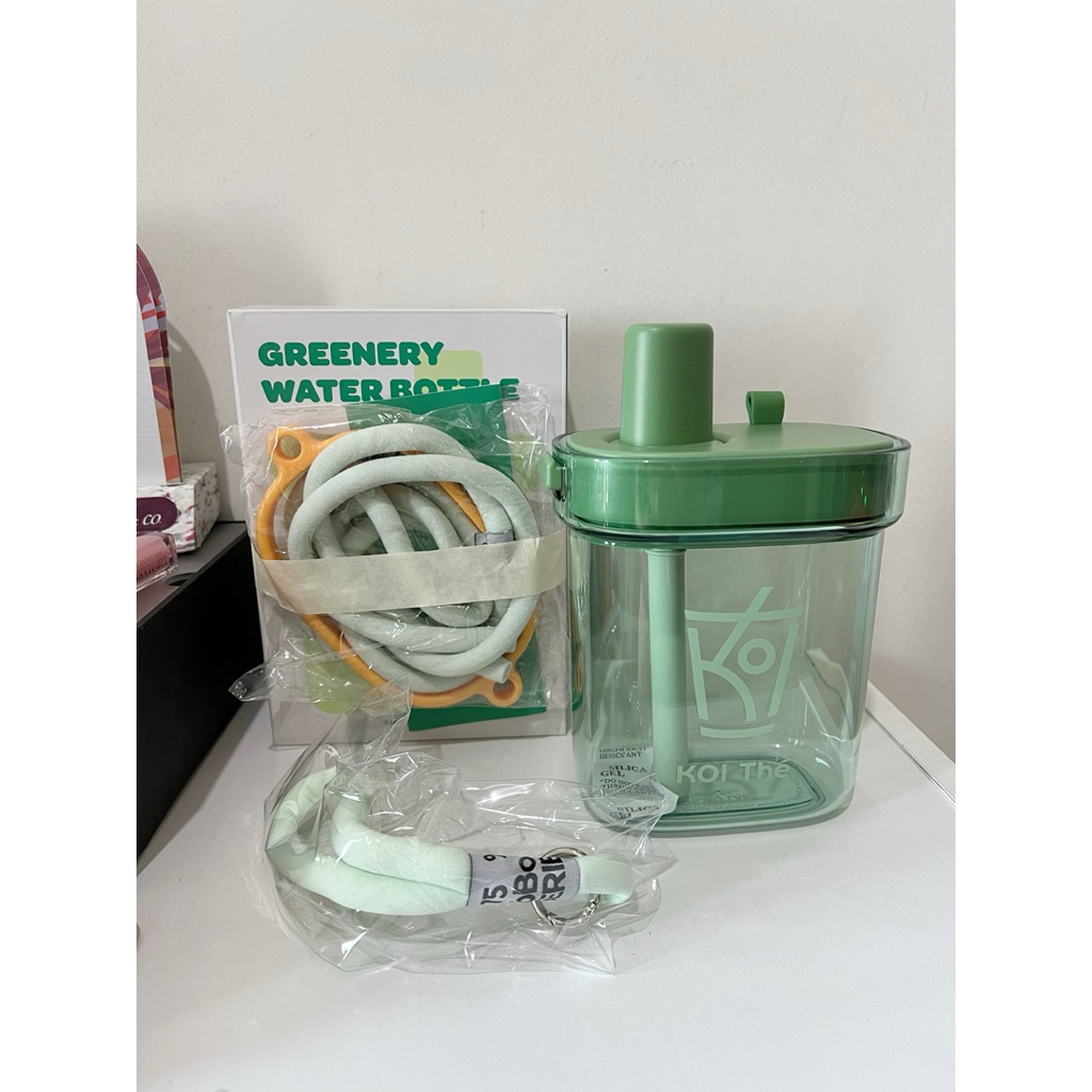 Tumbler Chako Lab x Koi The Greenery Water Bottle 750ml