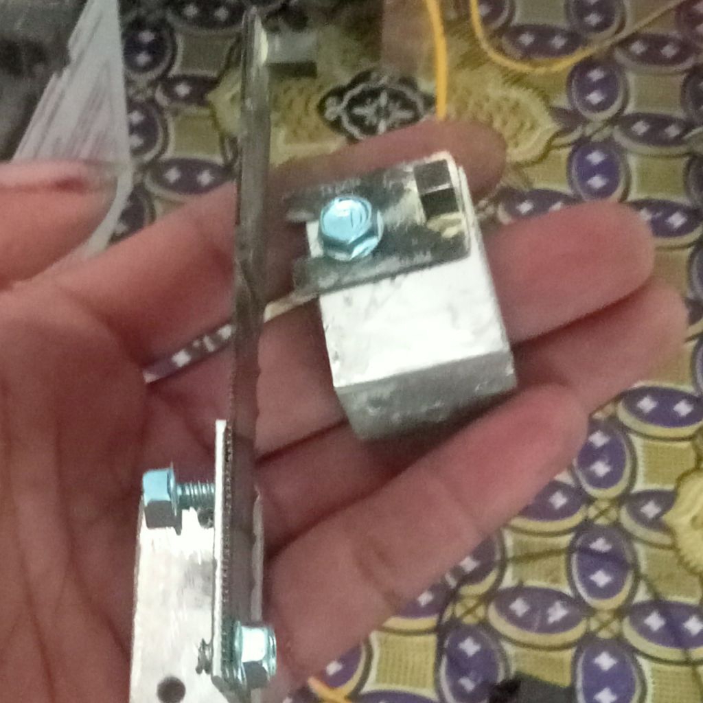 platina baja widia ukuran 5x5x8