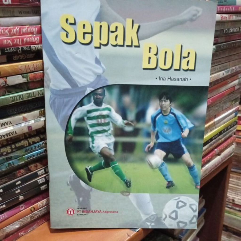 Buku Majalah Sepak Bola