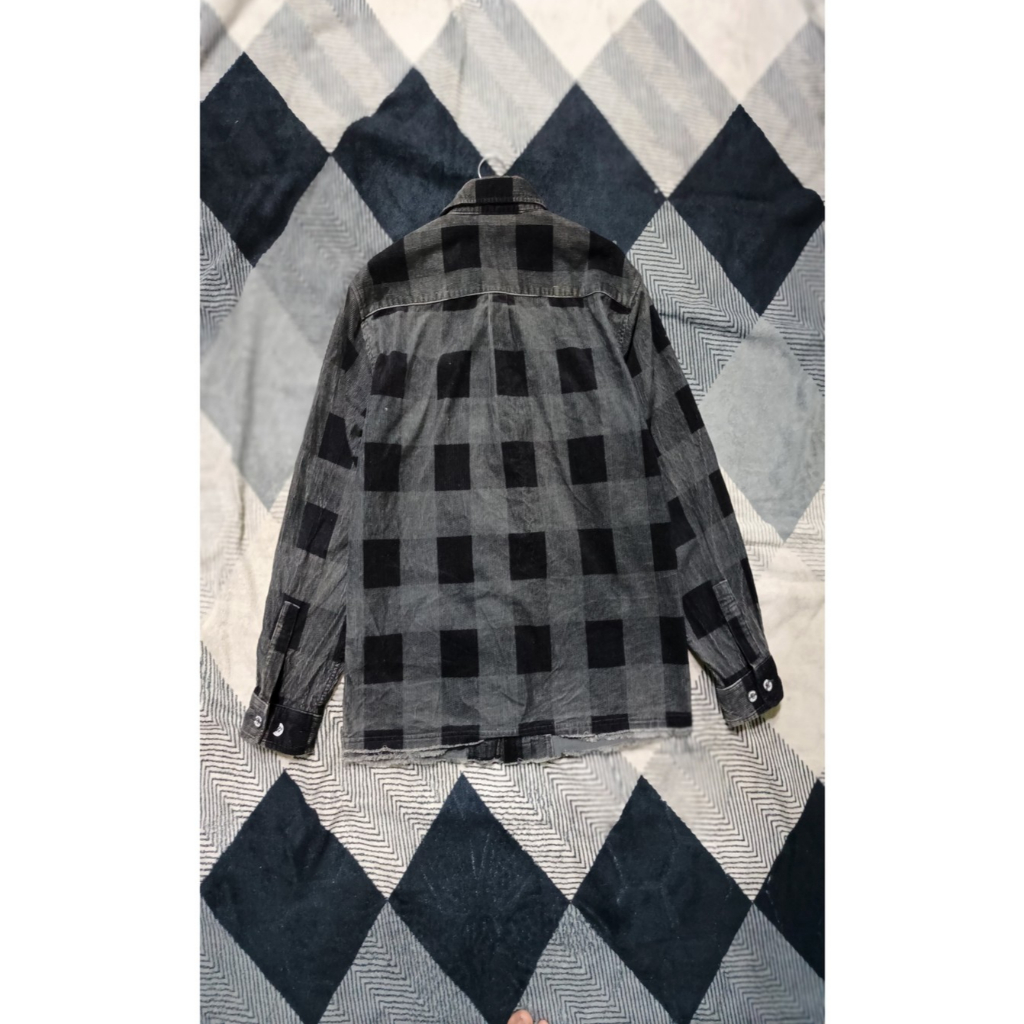 Kemeja Casual Corduroy Airwalk Vintage Original Import Size XL