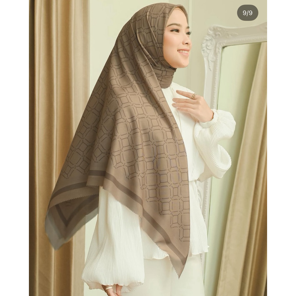 PRELOVED HIJAB MONOGRAM BY HEYLOCAL