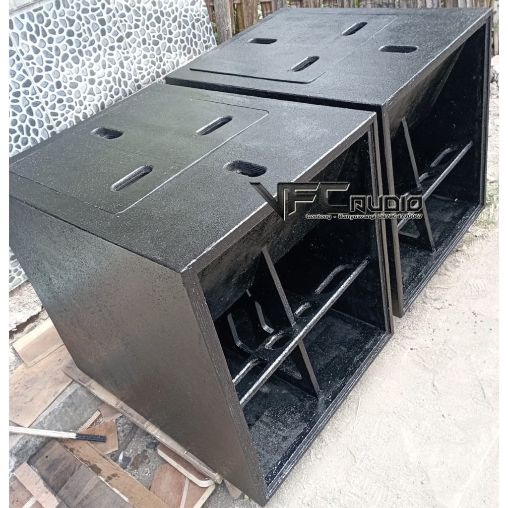 Box Subwoofer Real CLA 18 inch Single