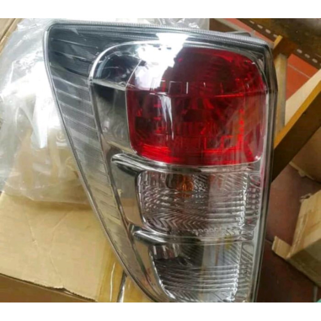 Lampu belakang stoplamp rush 2012 2013 2014 ori