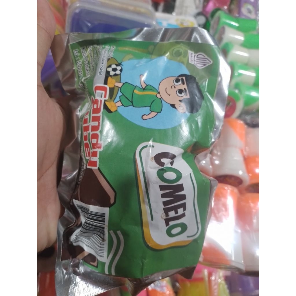 

1 BKS PERMEN COMELO ISI 50 PCS