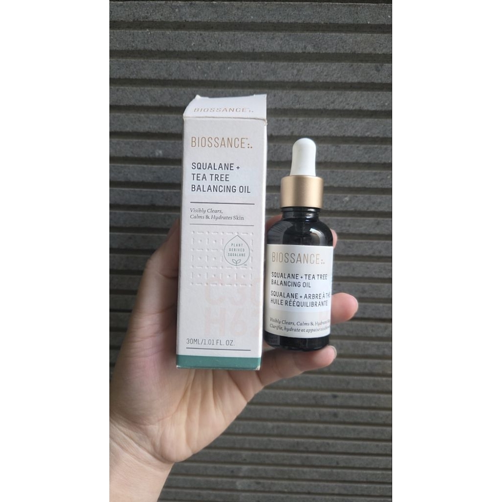Biossance Squalane Tea Tree Balancing Oil