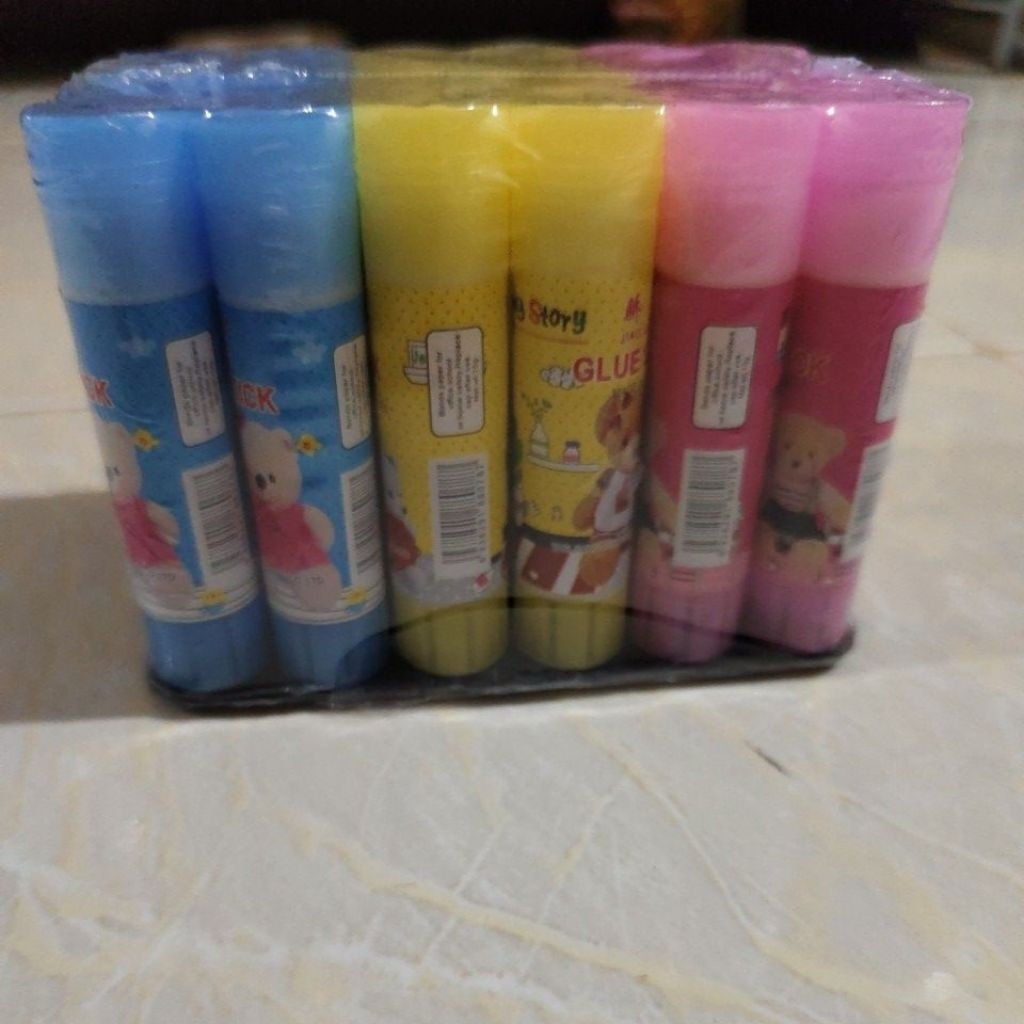 

GLUE STIK FANCY 9 GRM / LEM KERTAS / LEM STIK