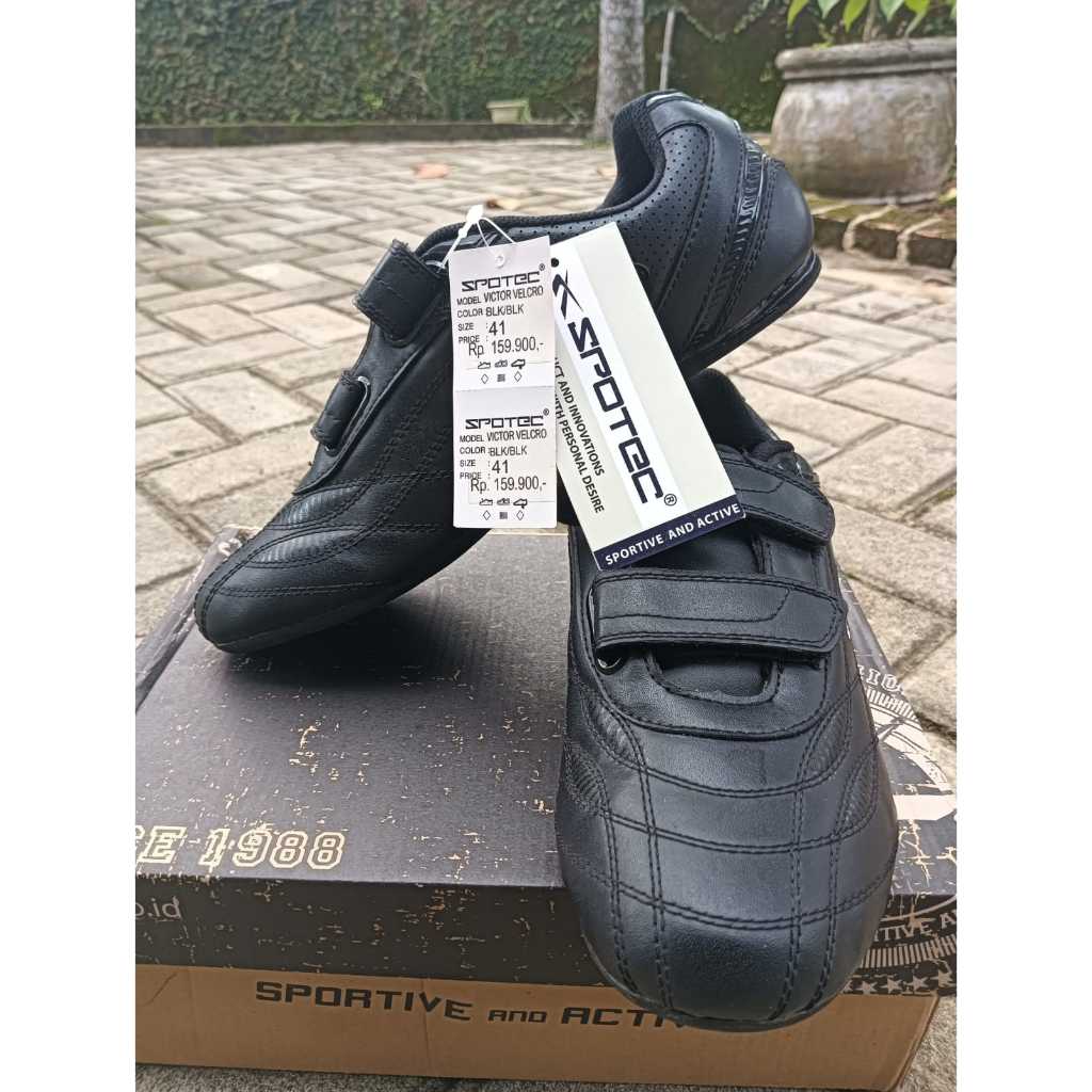 SEPATU SPOTEC FULL BLACK VELCRO SEPATU SEKOLAH SEPATU KERJA