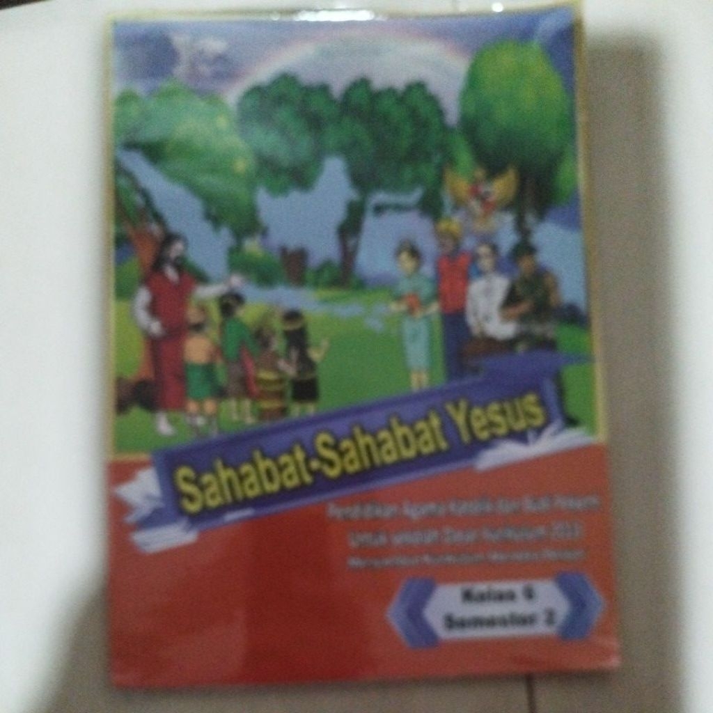 Buku Agama Katolik dan Budi Pekerti kelas 6 semester 2