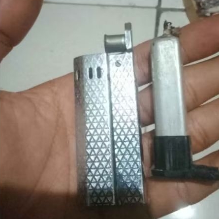 korek jadul isi minyak