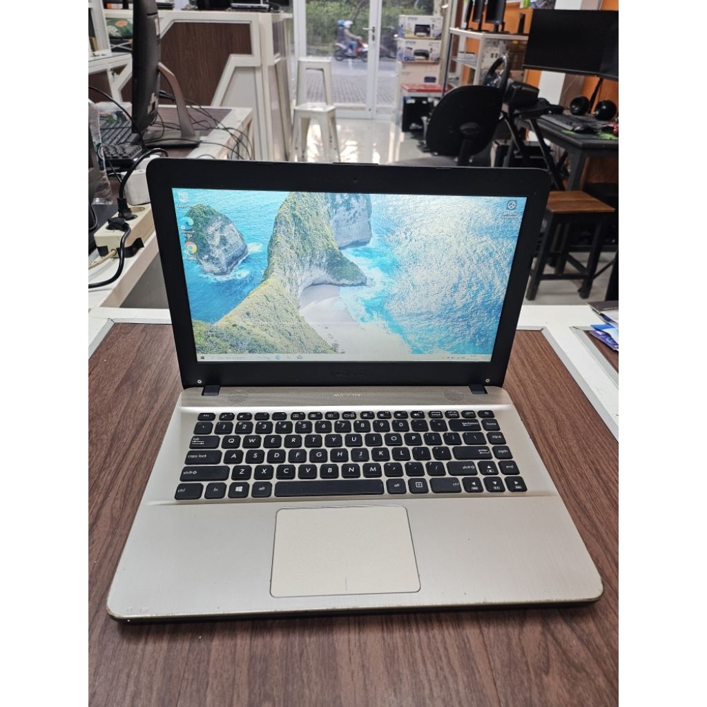Laptop Asus X441MA