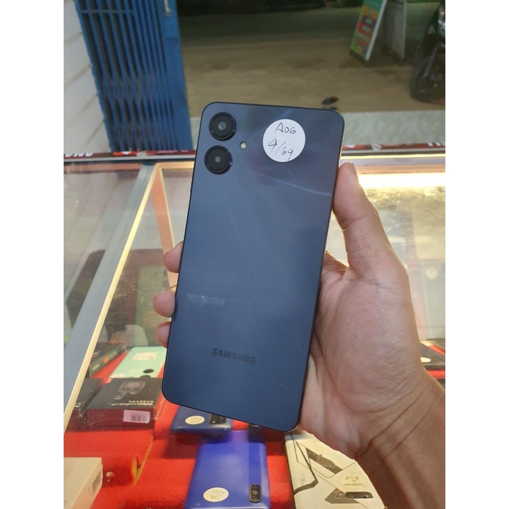 HP SECOND SAMSUNG A06 RAM 4/64