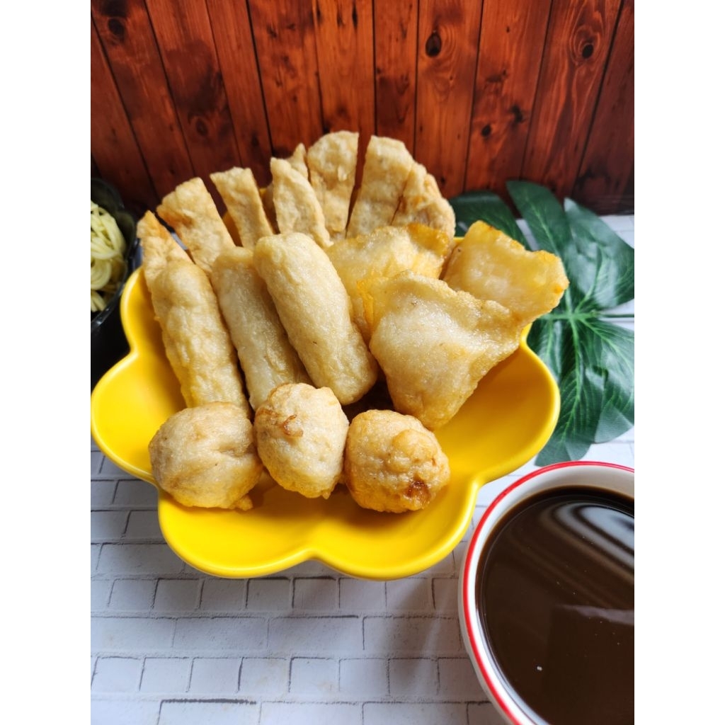 

PEMPEK PALEMBANG ASLI IKAN TENGGIRI - Empek Empek Palembang Paket pempek palembang per pack