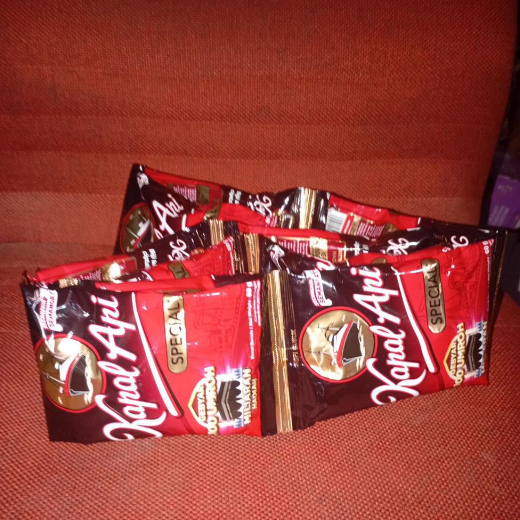 

kopi kapal api tanpa gula 60 gram/1 pcs 1 renteng isi 10 pcs