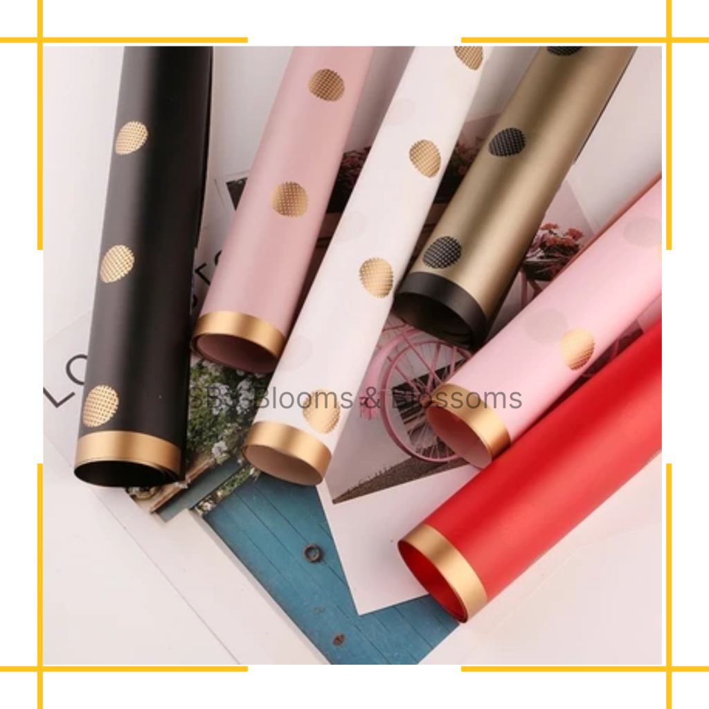 

KB6030 Kertas Bunga Cellophane Motif Polkadot Warna Kombinasi Gold Line